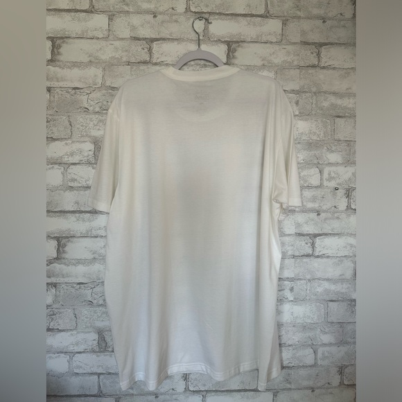 Fresh Clean Tees Crew Neck - Picture 2 of 4